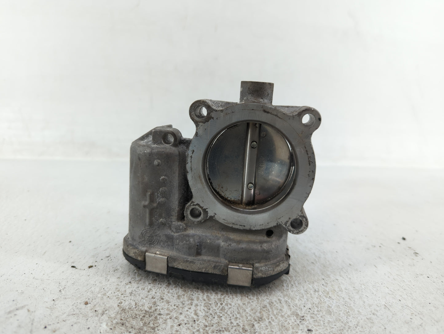 2014-2018 Ford Focus Throttle Body P/N:DS7E-9F991-BD DS7E-9F991-BB Fits Fits 2014 2015 2016 2017 2018 2019 2020 2021 2022 OE