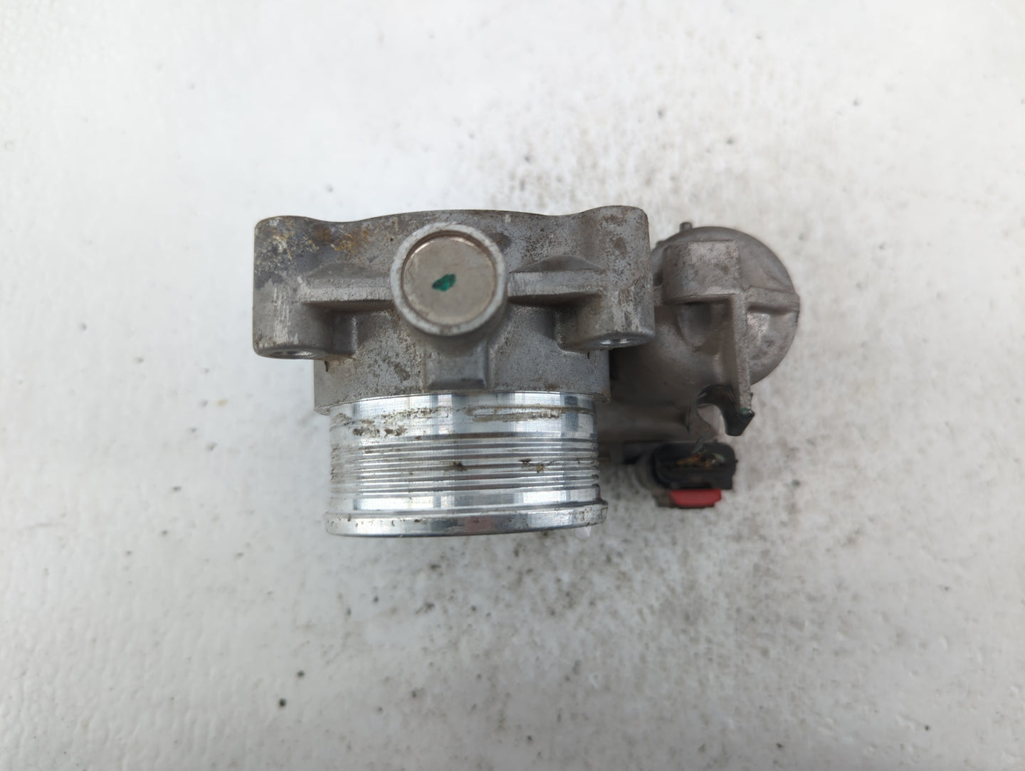 2014-2018 Ford Focus Throttle Body P/N:DS7E-9F991-BB Fits Fits 2014 2015 2016 2017 2018 2019 2020 2021 2022 OEM Used Auto Pa