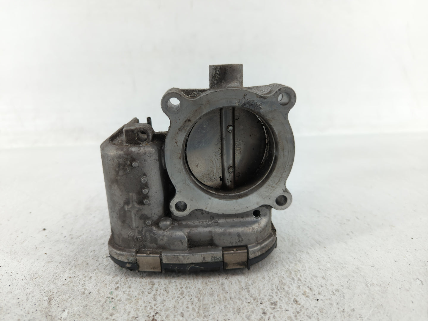 2014-2018 Ford Focus Throttle Body P/N:DS7E-9F991-BD DS7E-9F991-BB Fits Fits 2014 2015 2016 2017 2018 2019 2020 2021 2022 OE