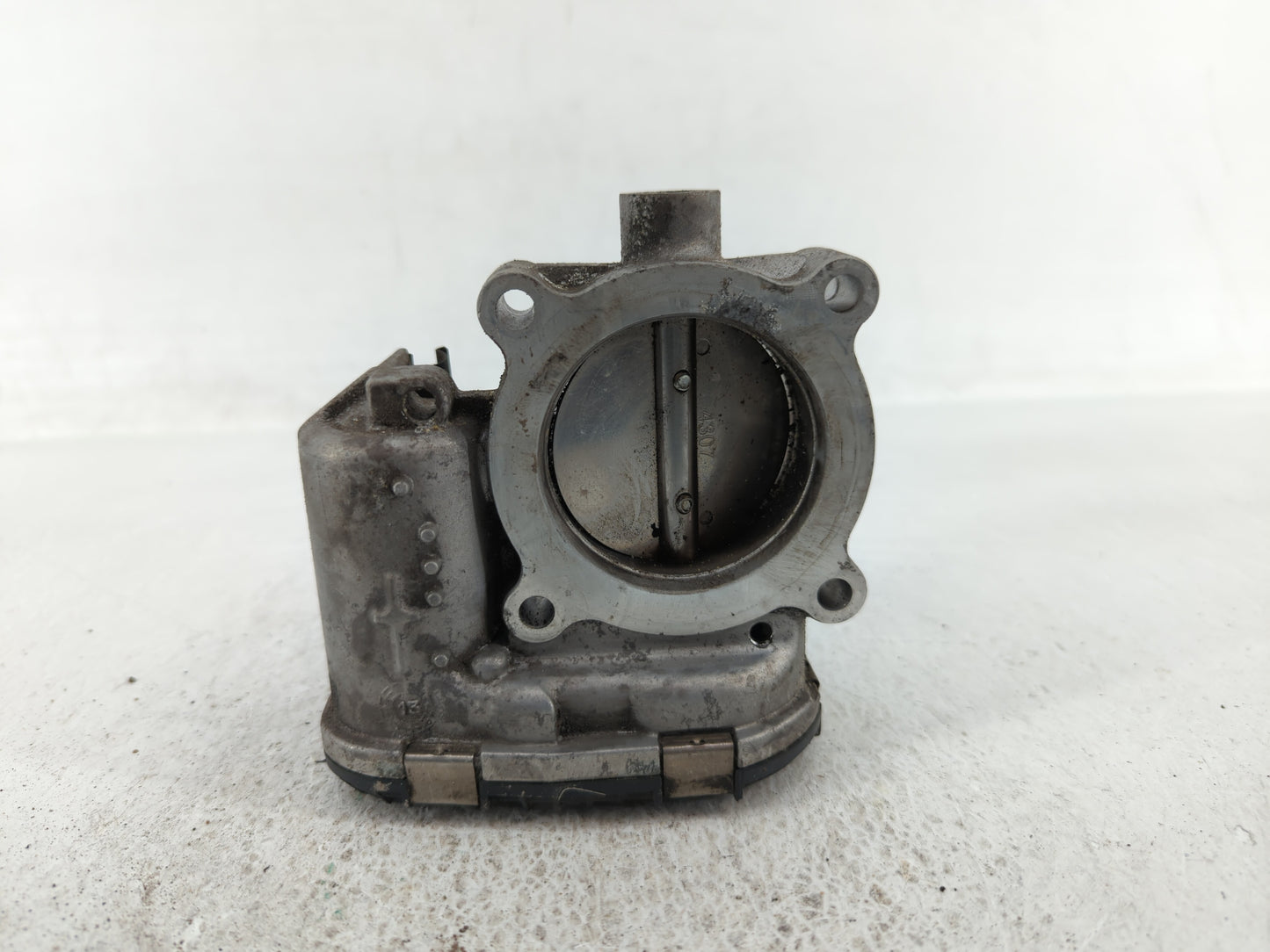 2014-2018 Ford Focus Throttle Body P/N:DS7E-9F991-BD DS7E-9F991-BB Fits Fits 2014 2015 2016 2017 2018 2019 2020 2021 2022 OE