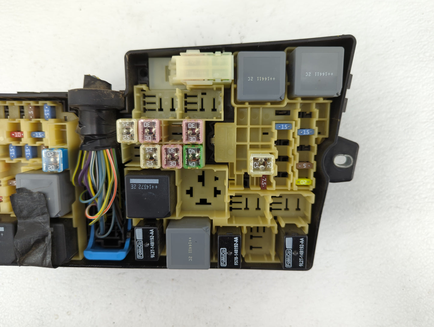 2012-2014 Ford Focus Fusebox Fuse Box Panel Relay Module P/N:AV6T-14A067-AD AV6T-14A067-AB Fits Fits 2012 2013 2014 OEM Used