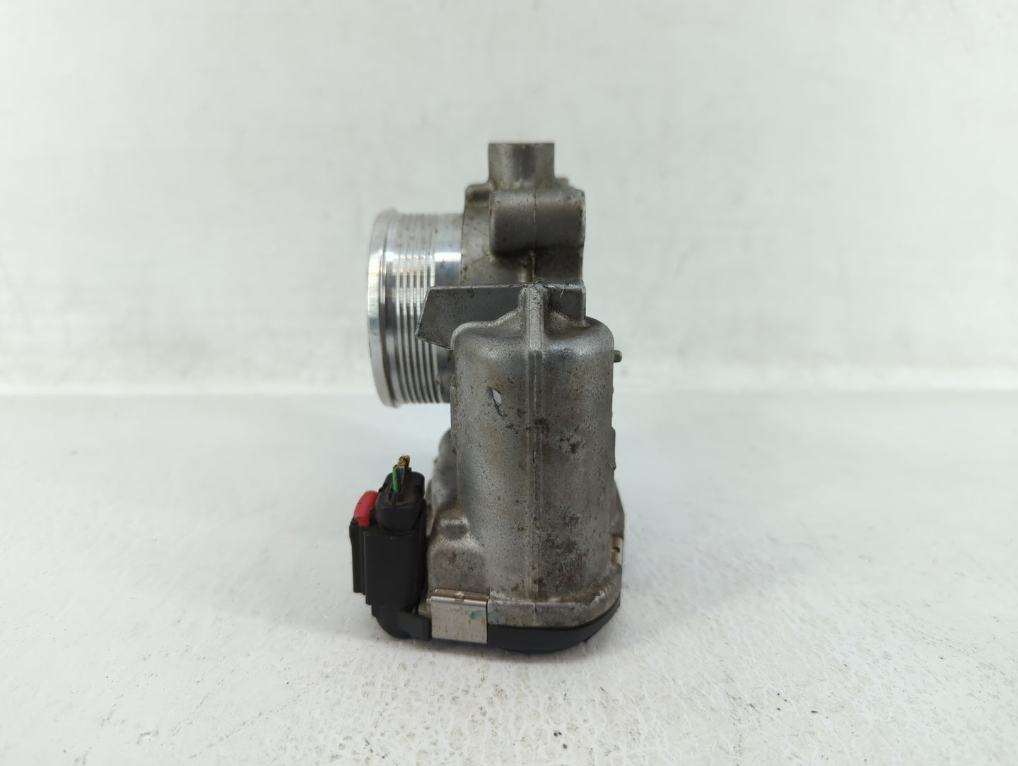 2014-2018 Ford Focus Throttle Body P/N:DS7E-9F991-BB DS7E-9F991-BD Fits Fits 2014 2015 2016 2017 2018 2019 2020 2021 2022 OE