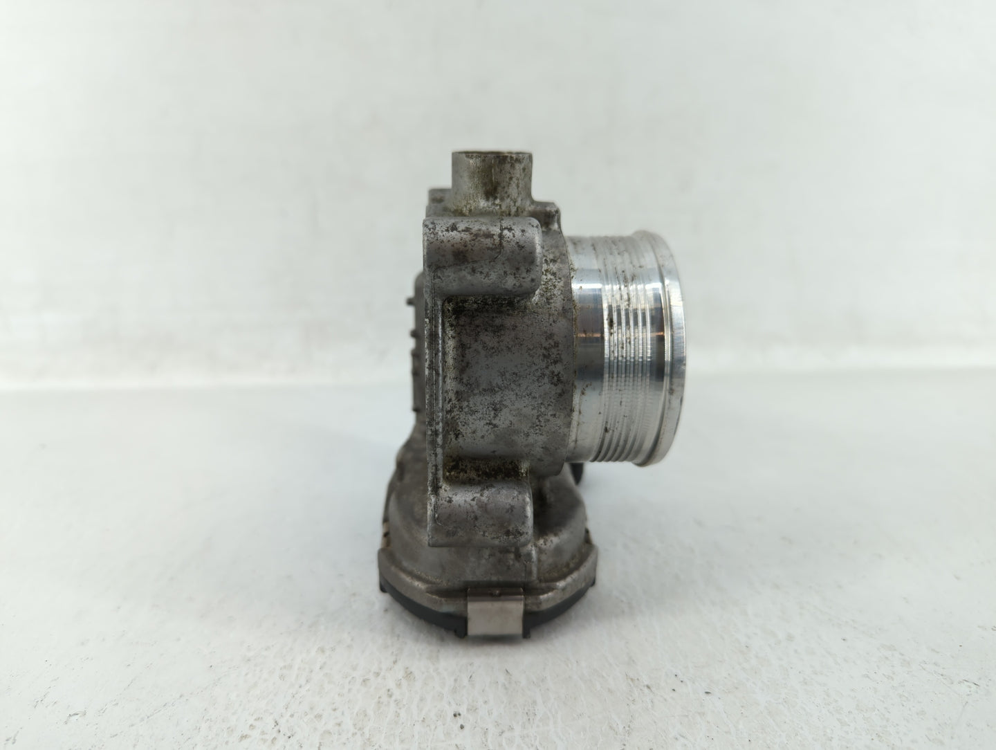 2014-2018 Ford Focus Throttle Body P/N:DS7E-9F991-BB DS7E-9F991-BD Fits Fits 2014 2015 2016 2017 2018 2019 2020 2021 2022 OE