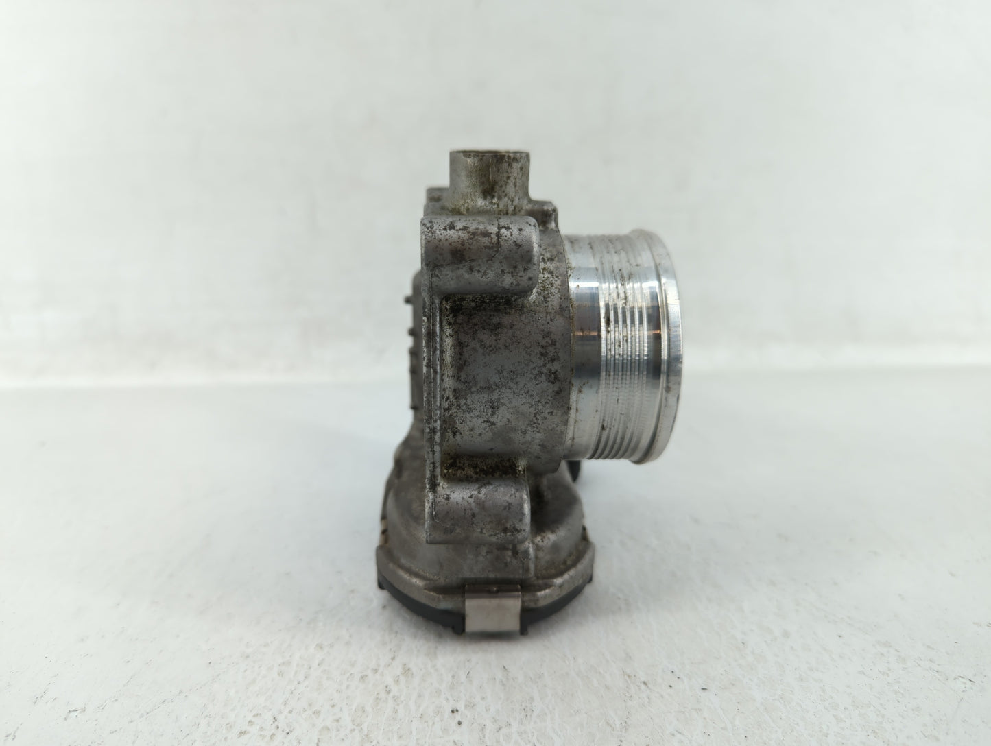 2014-2018 Ford Focus Throttle Body P/N:DS7E-9F991-BB DS7E-9F991-BD Fits Fits 2014 2015 2016 2017 2018 2019 2020 2021 2022 OE