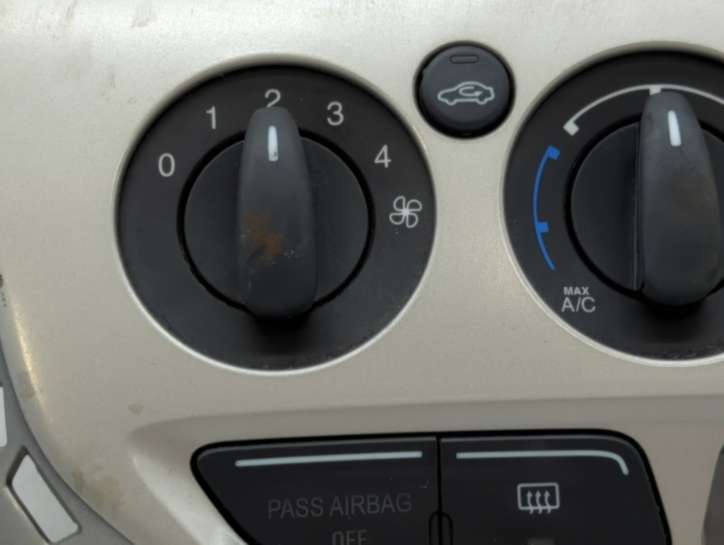 2013-2014 Ford Focus Climate Control Module Temperature AC/Heater Replacement P/N:CM5T-19980-AE CM5T-19980-AF Fits Fits 2013