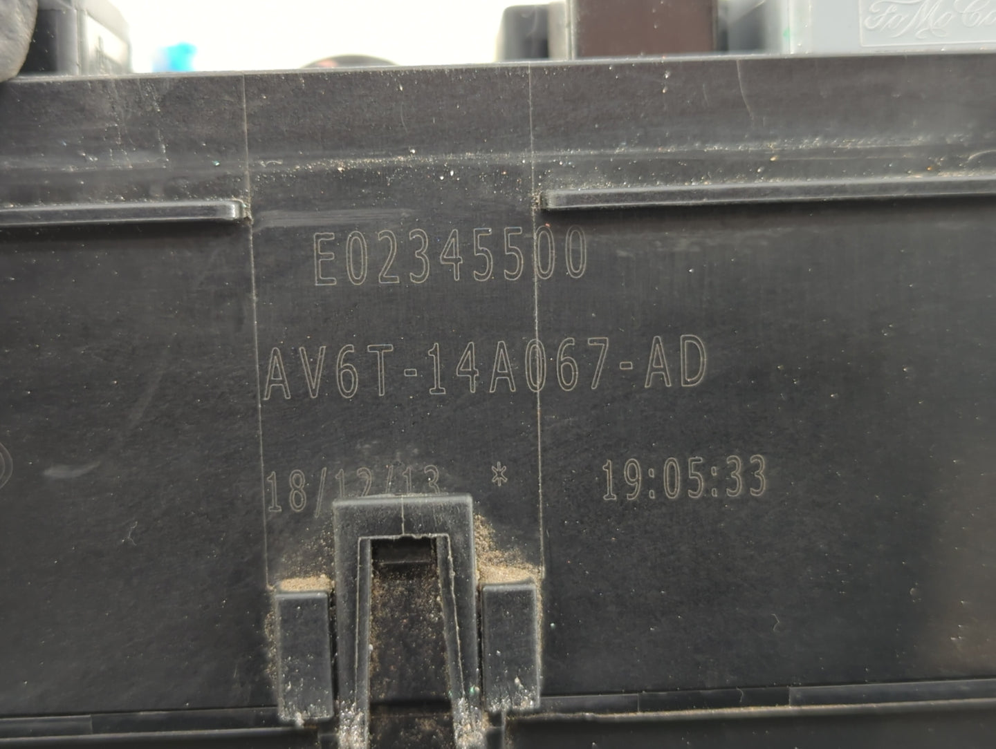 2012-2014 Ford Focus Fusebox Fuse Box Panel Relay Module P/N:AV6T-14A067-AD AV6T-14A067-AB Fits Fits 2012 2013 2014 OEM Used