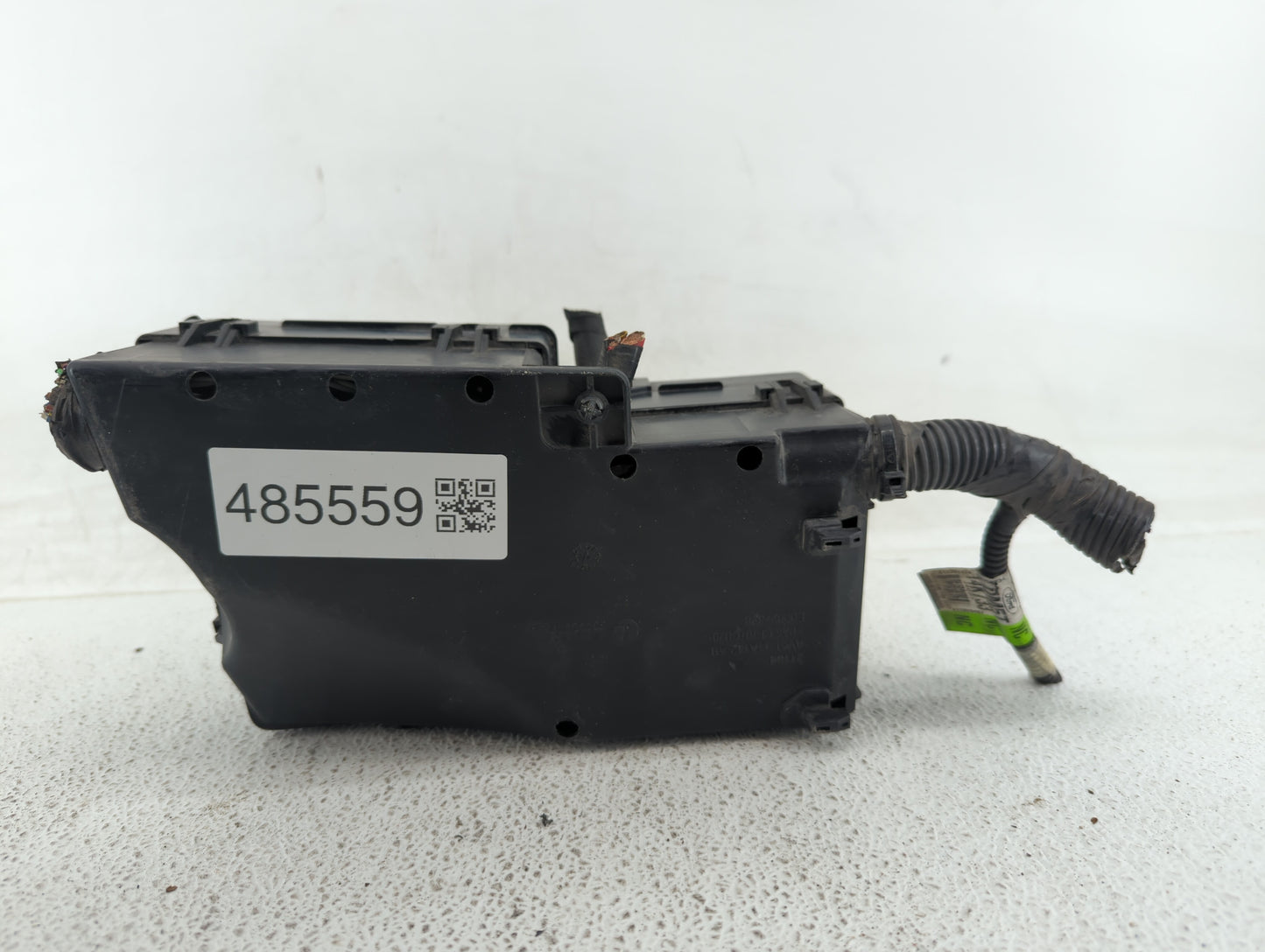 2012-2014 Ford Focus Fusebox Fuse Box Panel Relay Module P/N:AV6T-14A067-AD AV6T-14A067-AB Fits Fits 2012 2013 2014 OEM Used