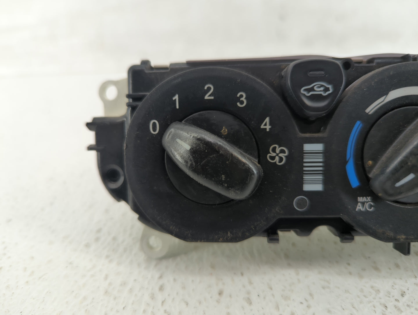 2013-2014 Ford Focus Climate Control Module Temperature AC/Heater Replacement P/N:BM5T-19980 BM5T-18549 Fits Fits 2013 2014 