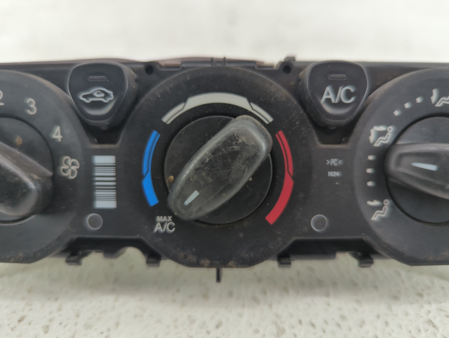 2013-2014 Ford Focus Climate Control Module Temperature AC/Heater Replacement P/N:BM5T-19980 BM5T-18549 Fits Fits 2013 2014 
