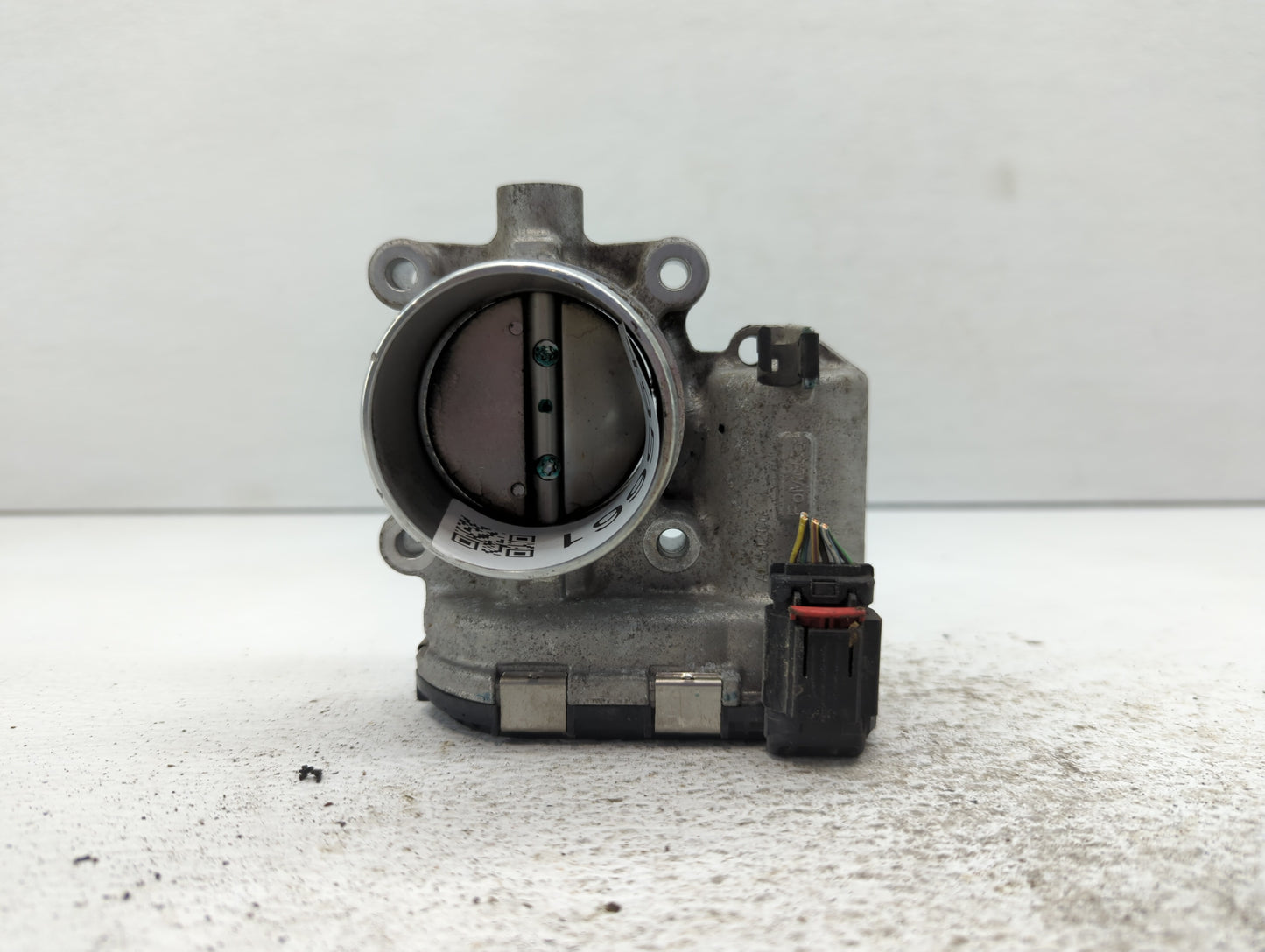 2014-2018 Ford Focus Throttle Body P/N:DS7E-9F991-BB Fits Fits 2014 2015 2016 2017 2018 2019 2020 2021 2022 OEM Used Auto Pa