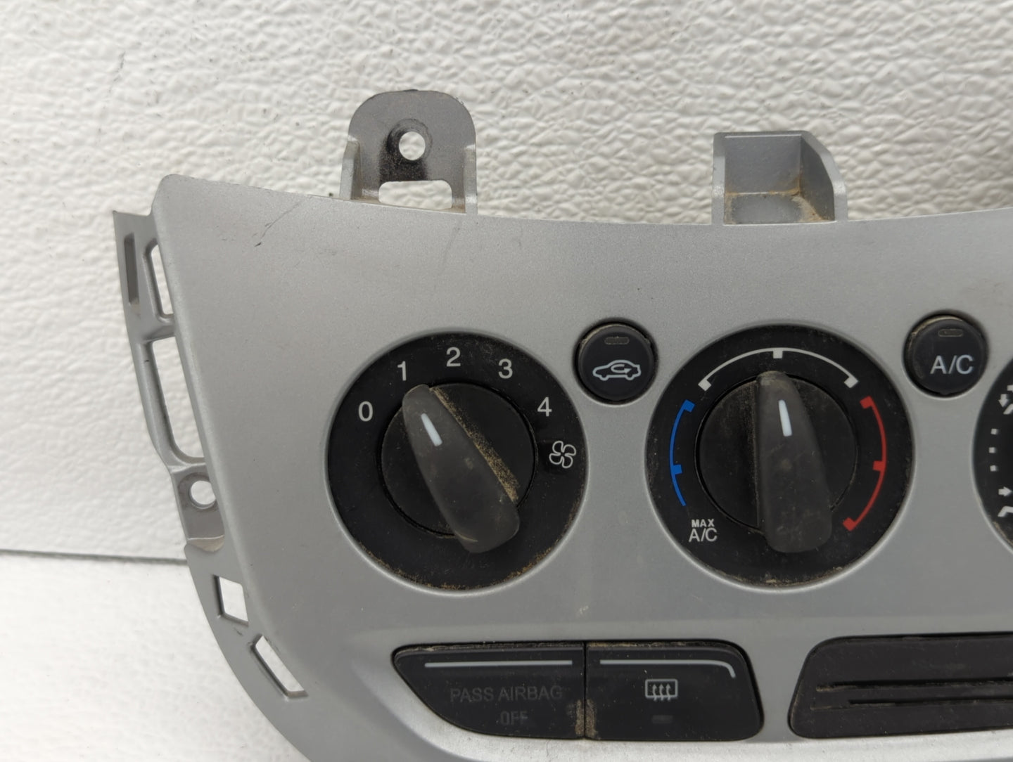 2013-2014 Ford Focus Climate Control Module Temperature AC/Heater Replacement P/N:CM5T-19980-AE CM5T-19980-AF Fits Fits 2013