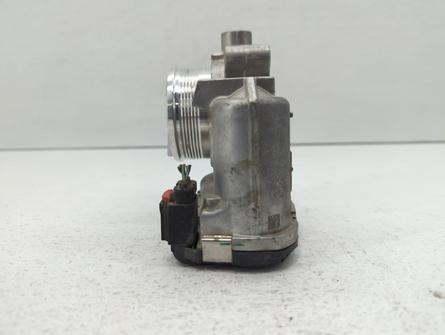 2014-2018 Ford Focus Throttle Body P/N:DS7E-9F991-BB Fits Fits 2014 2015 2016 2017 2018 2019 2020 2021 2022 OEM Used Auto Pa