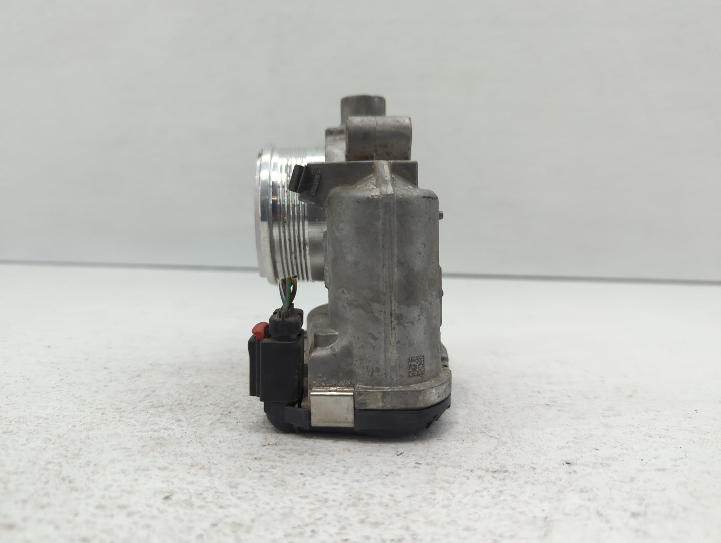 2014-2018 Ford Focus Throttle Body P/N:DS7E-9F991-BB Fits Fits 2014 2015 2016 2017 2018 2019 2020 2021 2022 OEM Used Auto Pa