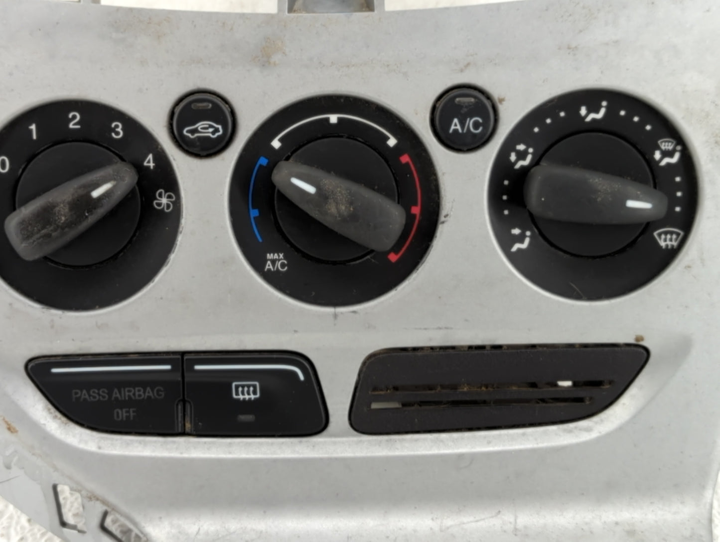 2013-2014 Ford Focus Climate Control Module Temperature AC/Heater Replacement P/N:CM5T-19980-AE CM5T-19980-AF Fits Fits 2013