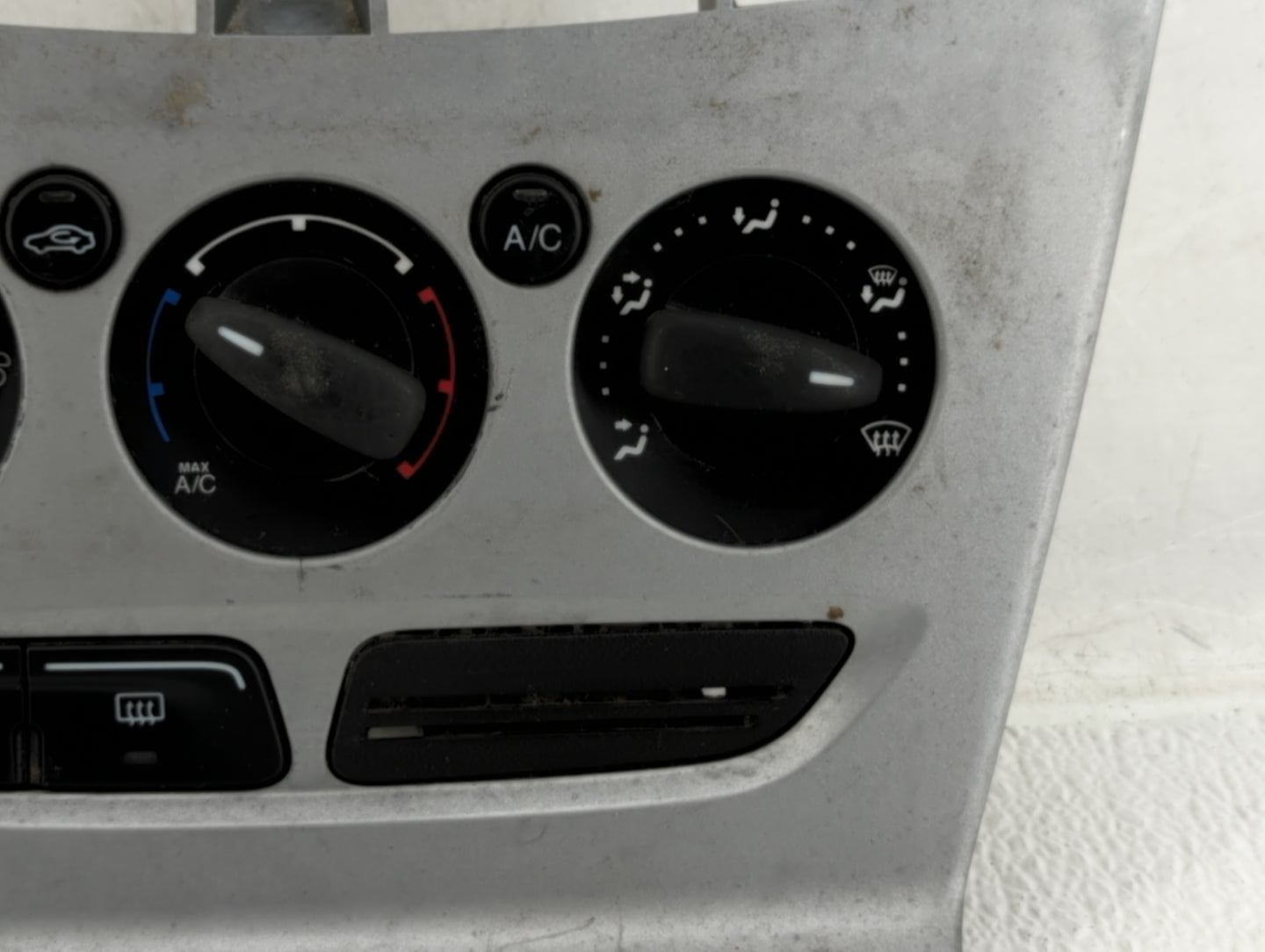 2013-2014 Ford Focus Climate Control Module Temperature AC/Heater Replacement P/N:CM5T-19980-AE CM5T-19980-AF Fits Fits 2013