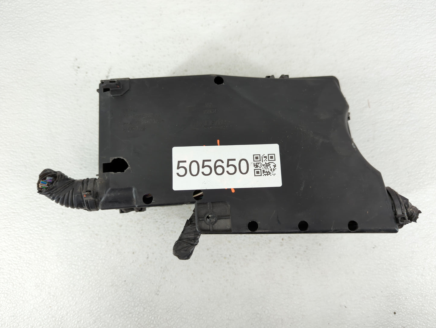 2012-2014 Ford Focus Fusebox Fuse Box Panel Relay Module P/N:AV6T-14A067-AD Fits Fits 2012 2013 2014 OEM Used Auto Parts - O