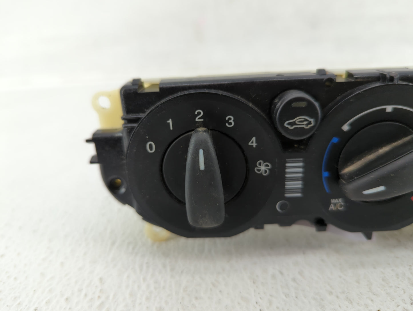 2013-2014 Ford Focus Climate Control Module Temperature AC/Heater Replacement P/N:CM5T-19980-AE CM5T-19980-AF Fits Fits 2013