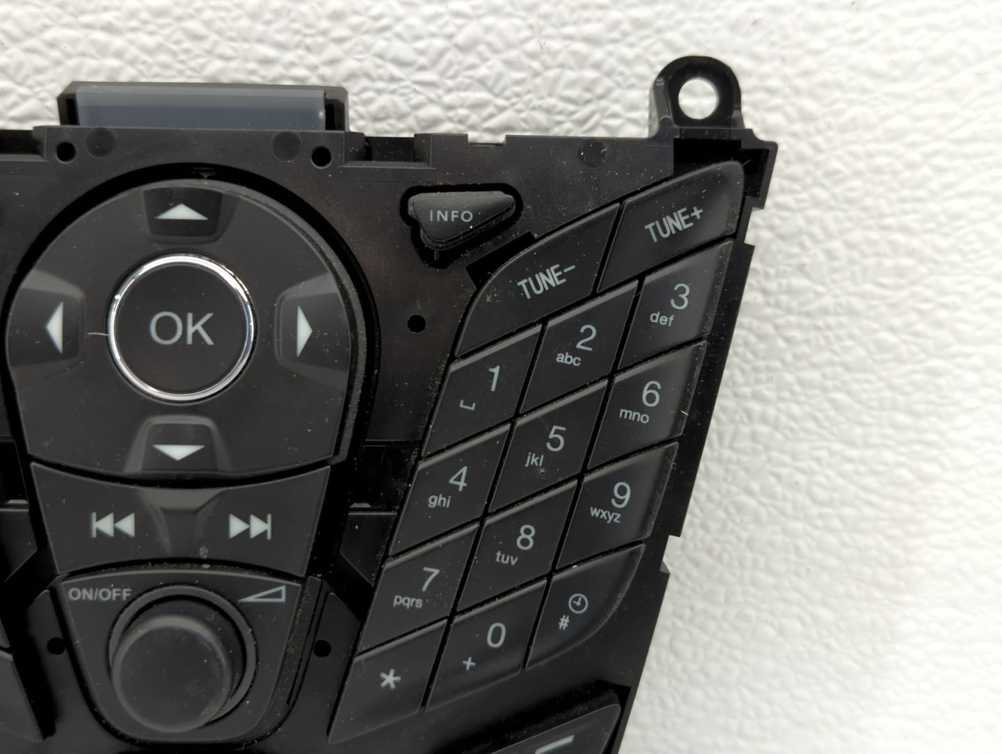 2013-2014 Ford Focus Radio Control Panel - Oemusedautoparts1.com