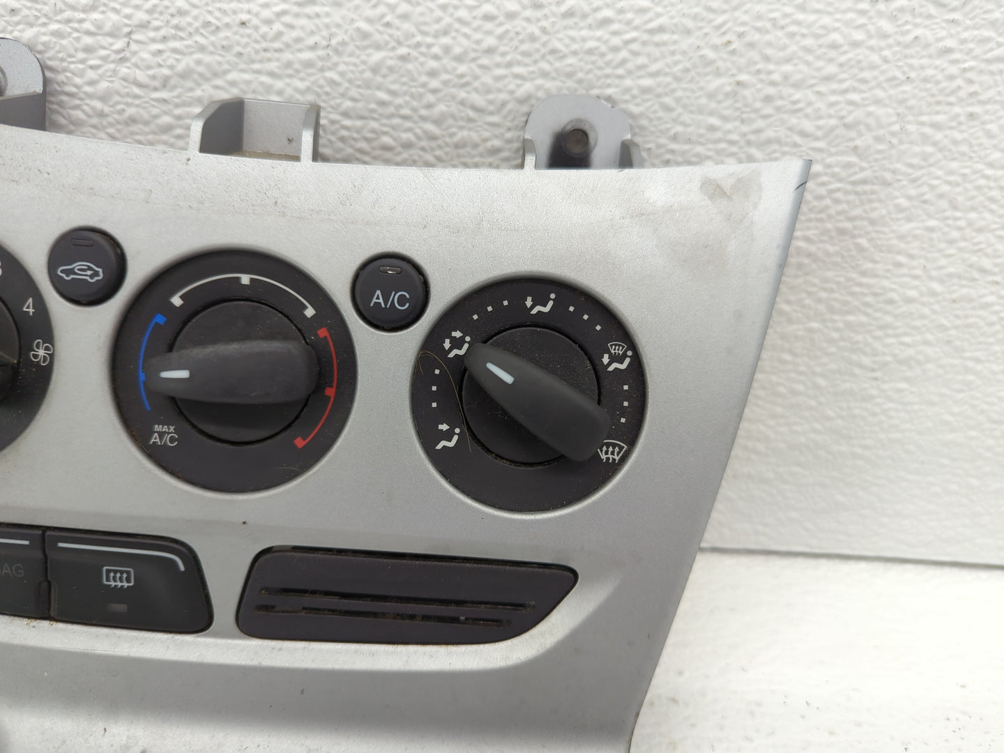 2013-2014 Ford Focus Climate Control Module Temperature AC/Heater Replacement P/N:CM5T-19980-AE Fits Fits 2013 2014 OEM Used