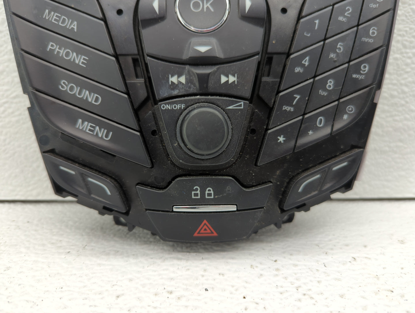 2013-2014 Ford Focus Radio Control Panel - Oemusedautoparts1.com