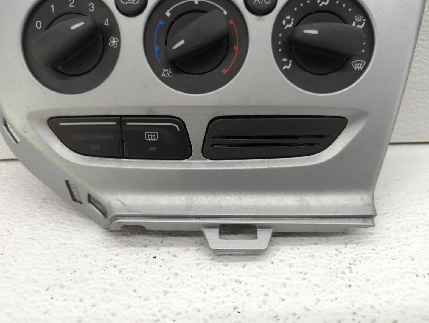 2013-2014 Ford Focus Climate Control Module Temperature AC/Heater Replacement P/N:CM5T-19980-AF Fits Fits 2013 2014 OEM Used