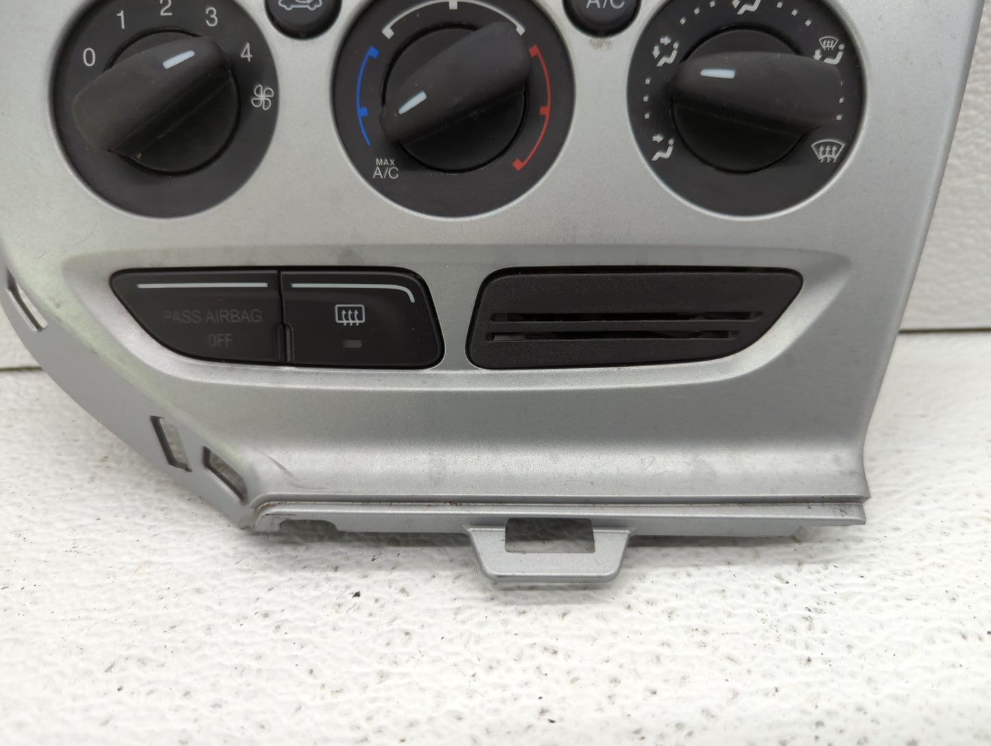2013-2014 Ford Focus Climate Control Module Temperature AC/Heater Replacement P/N:CM5T-19980-AF Fits Fits 2013 2014 OEM Used