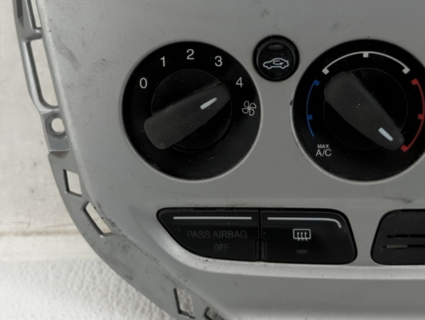 2013-2014 Ford Focus Climate Control Module Temperature AC/Heater Replacement P/N:CM5T-19980-AF Fits Fits 2013 2014 OEM Used