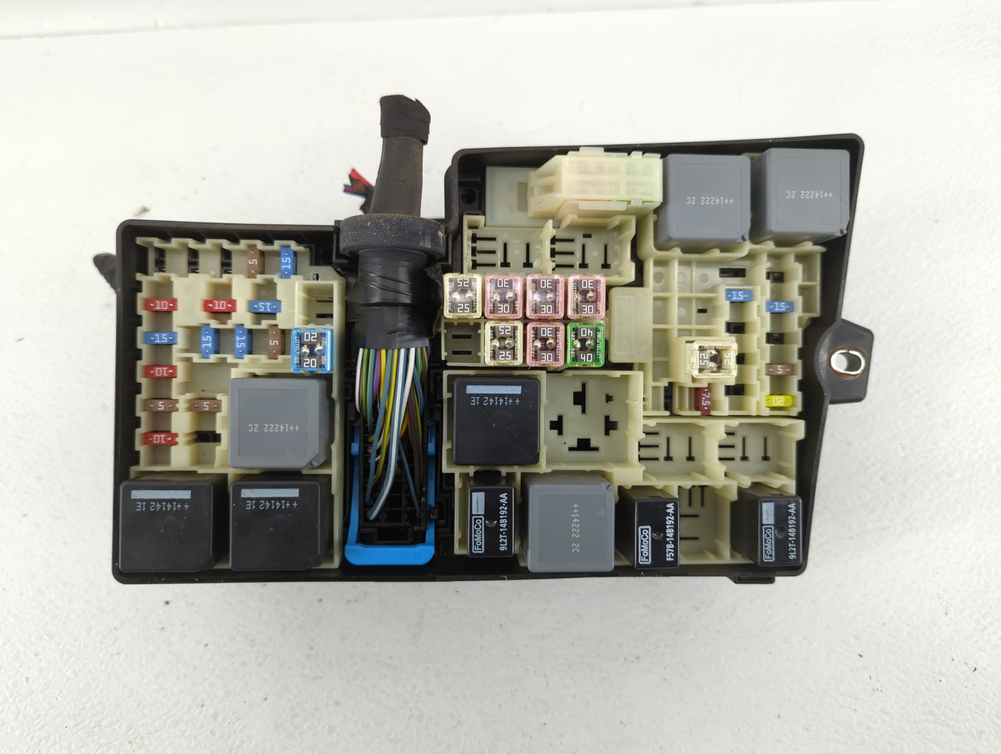 2012-2014 Ford Focus Fusebox Fuse Box Panel Relay Module P/N:AV6T-14A067-AD AV6T-14A067-AC Fits Fits 2012 2013 2014 OEM Used