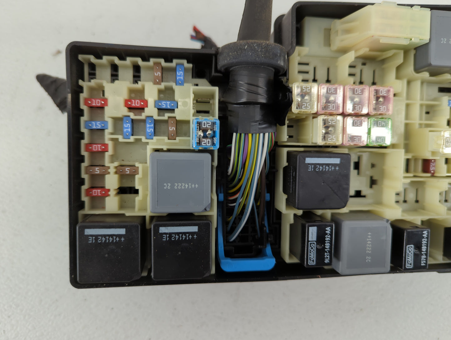 2012-2014 Ford Focus Fusebox Fuse Box Panel Relay Module P/N:AV6T-14A067-AD AV6T-14A067-AC Fits Fits 2012 2013 2014 OEM Used
