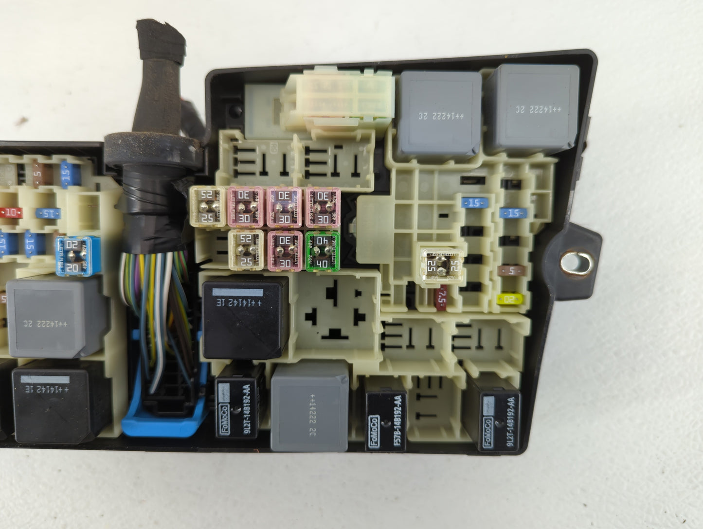 2012-2014 Ford Focus Fusebox Fuse Box Panel Relay Module P/N:AV6T-14A067-AD AV6T-14A067-AC Fits Fits 2012 2013 2014 OEM Used