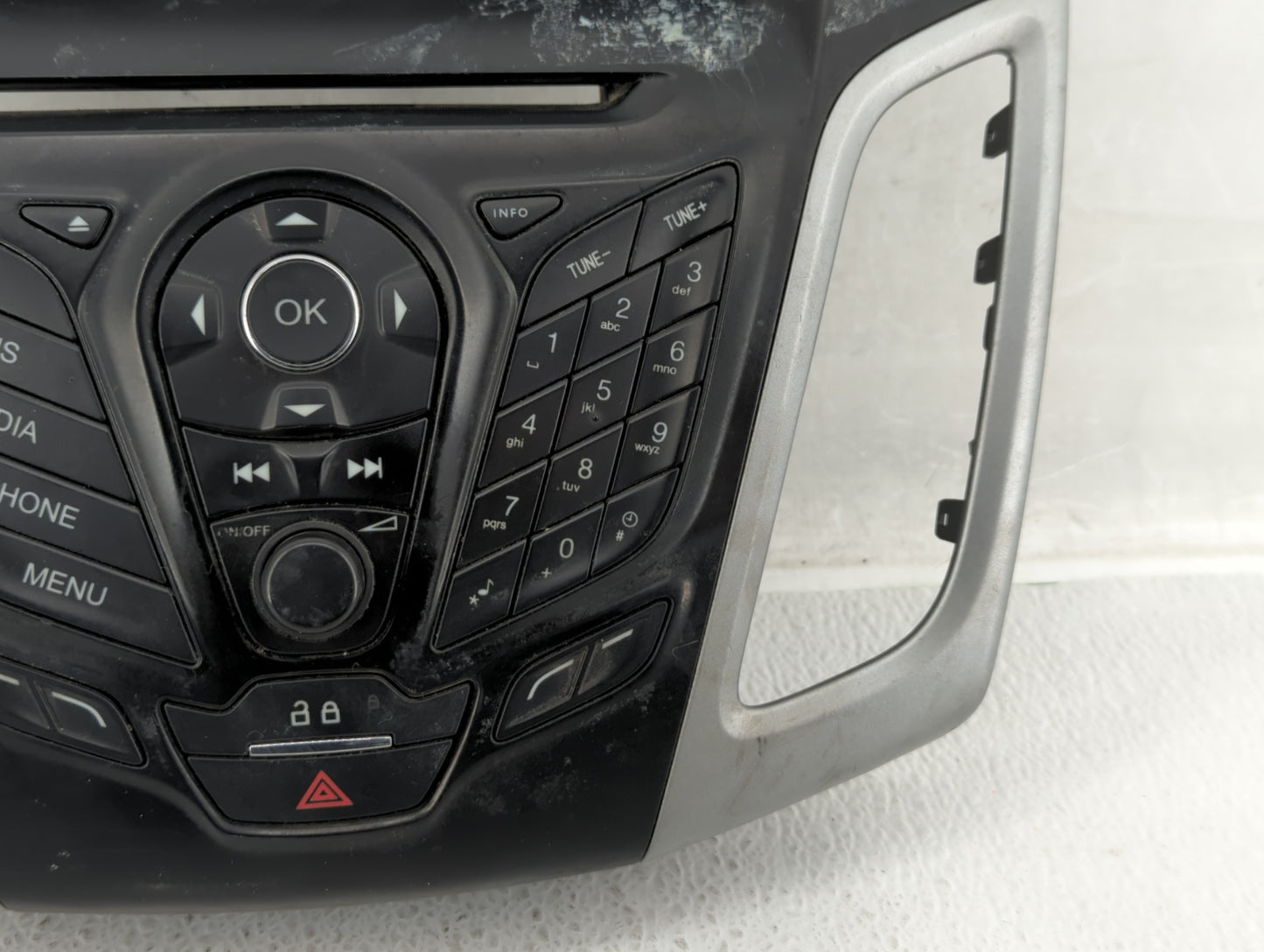 2013-2014 Ford Focus Radio Control Panel - Oemusedautoparts1.com