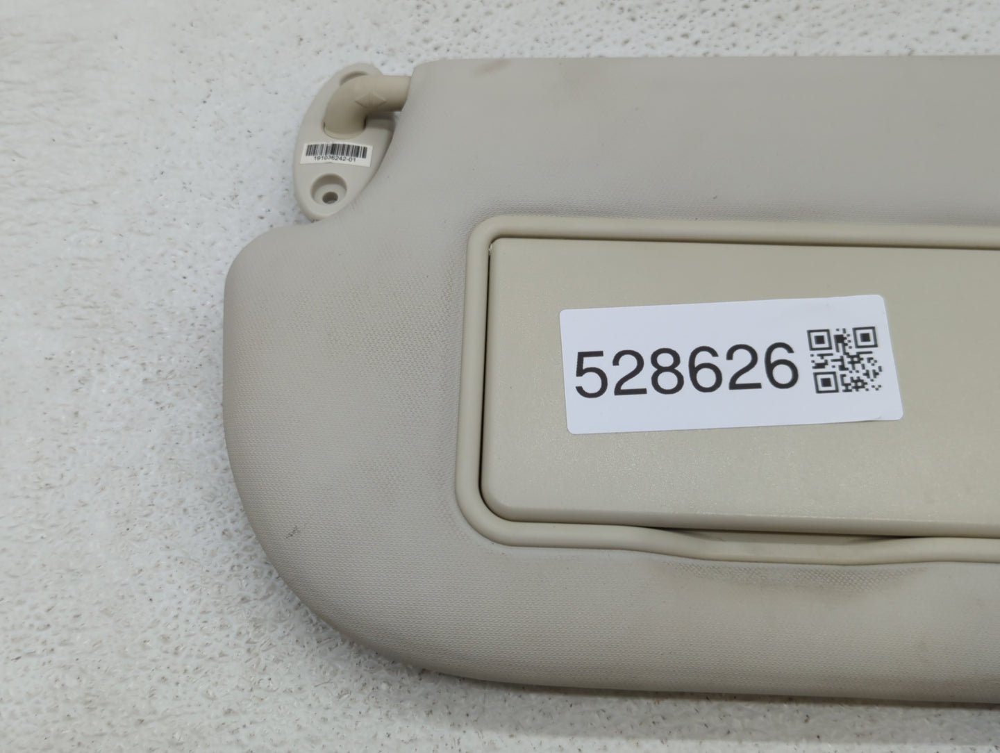 2013-2018 Ford Focus Sun Visor Shade Replacement Driver Left Mirror Fits Fits 2013 2014 2015 2016 2017 2018 OEM Used Auto Pa