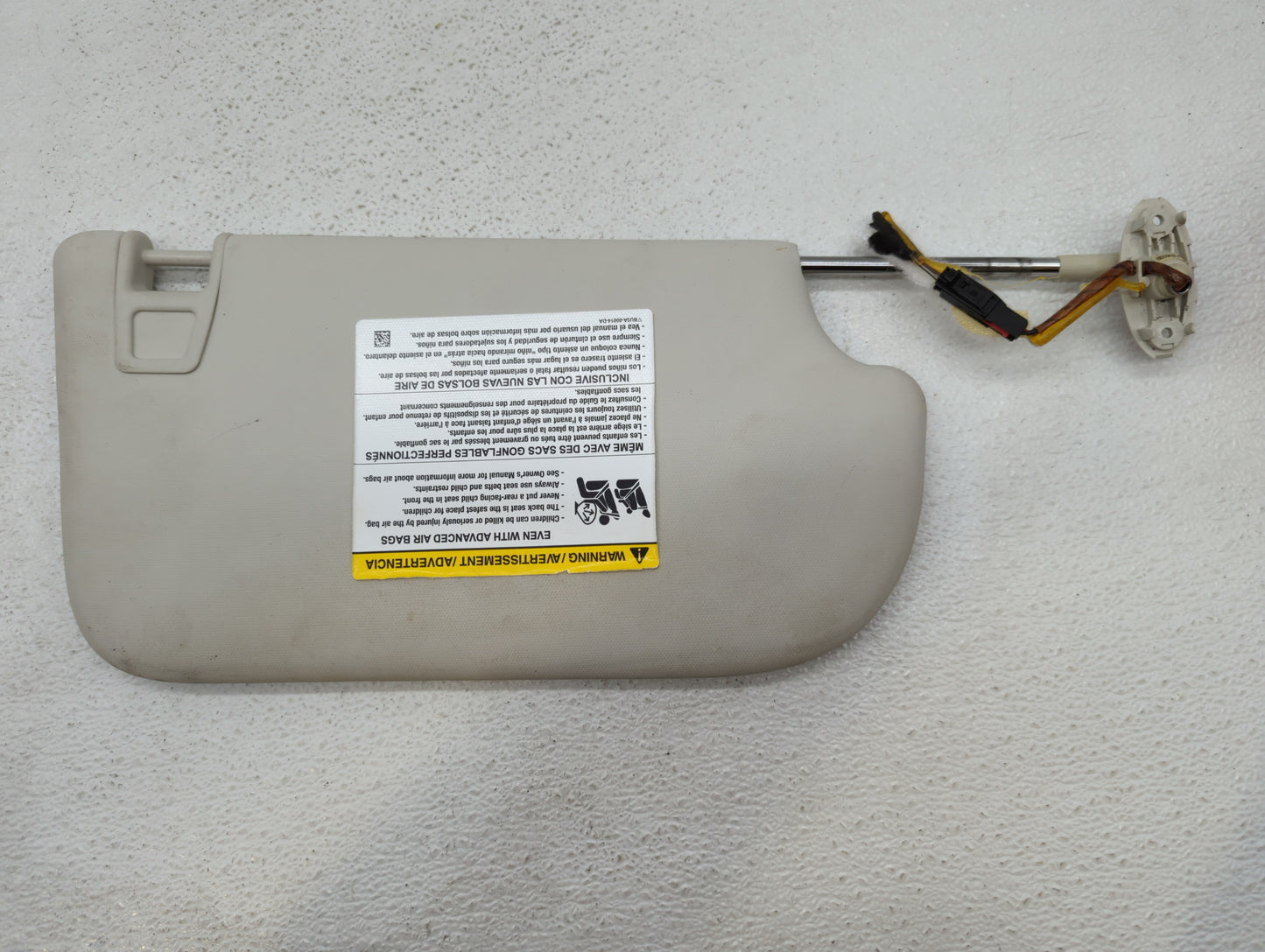 2013-2018 Ford Focus Sun Visor Shade Replacement Driver Left Mirror Fits Fits 2013 2014 2015 2016 2017 2018 OEM Used Auto Pa