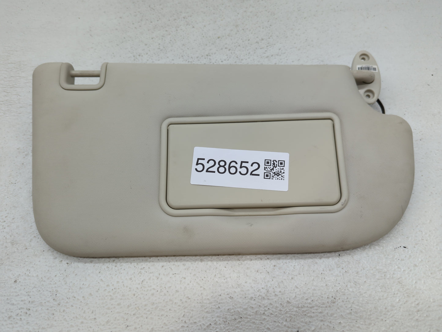 2013-2018 Ford Focus Sun Visor Shade Replacement Passenger Right Mirror Fits Fits 2013 2014 2015 2016 2017 2018 OEM Used Aut