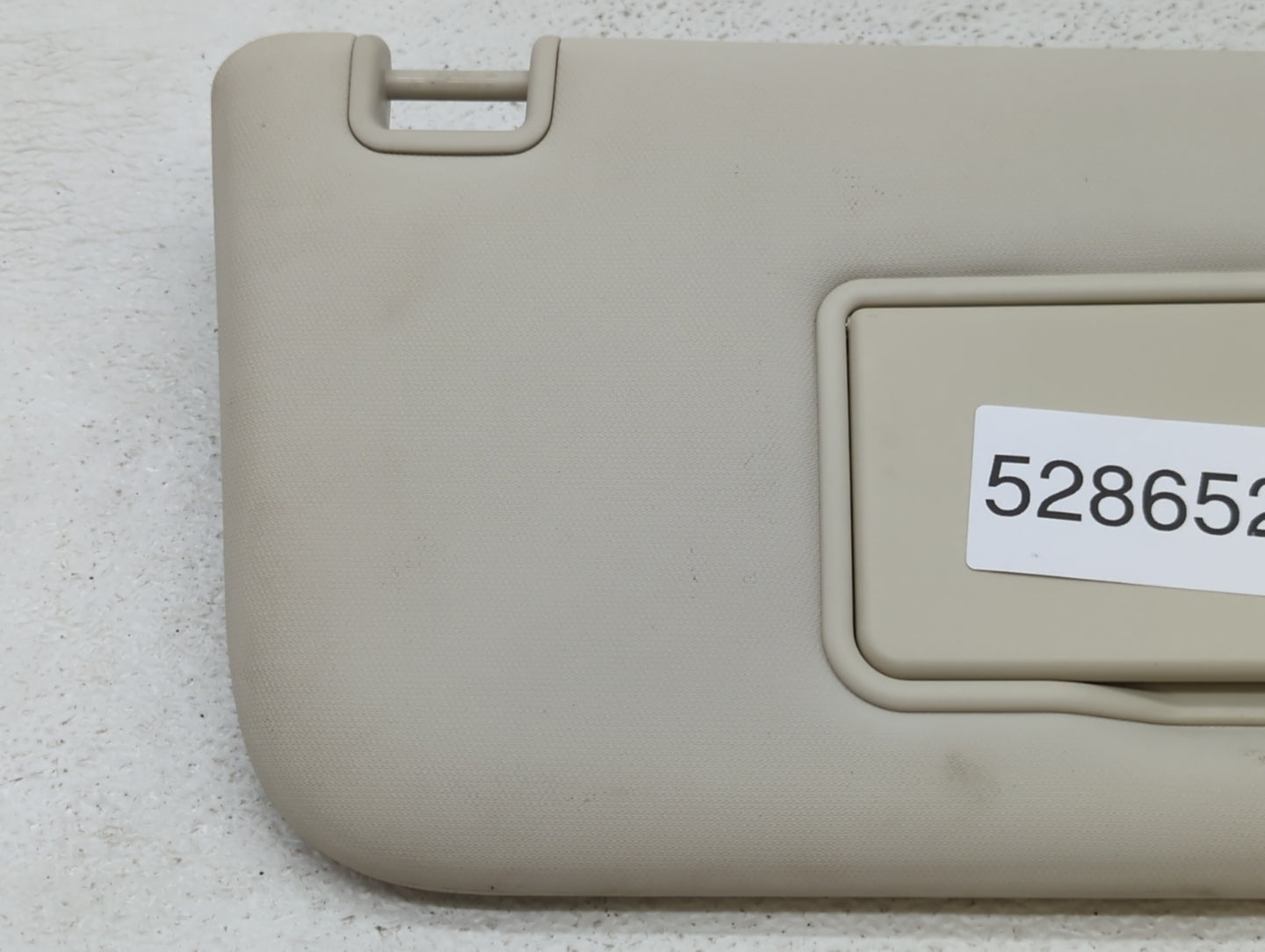 2013-2018 Ford Focus Sun Visor Shade Replacement Passenger Right Mirror Fits Fits 2013 2014 2015 2016 2017 2018 OEM Used Aut