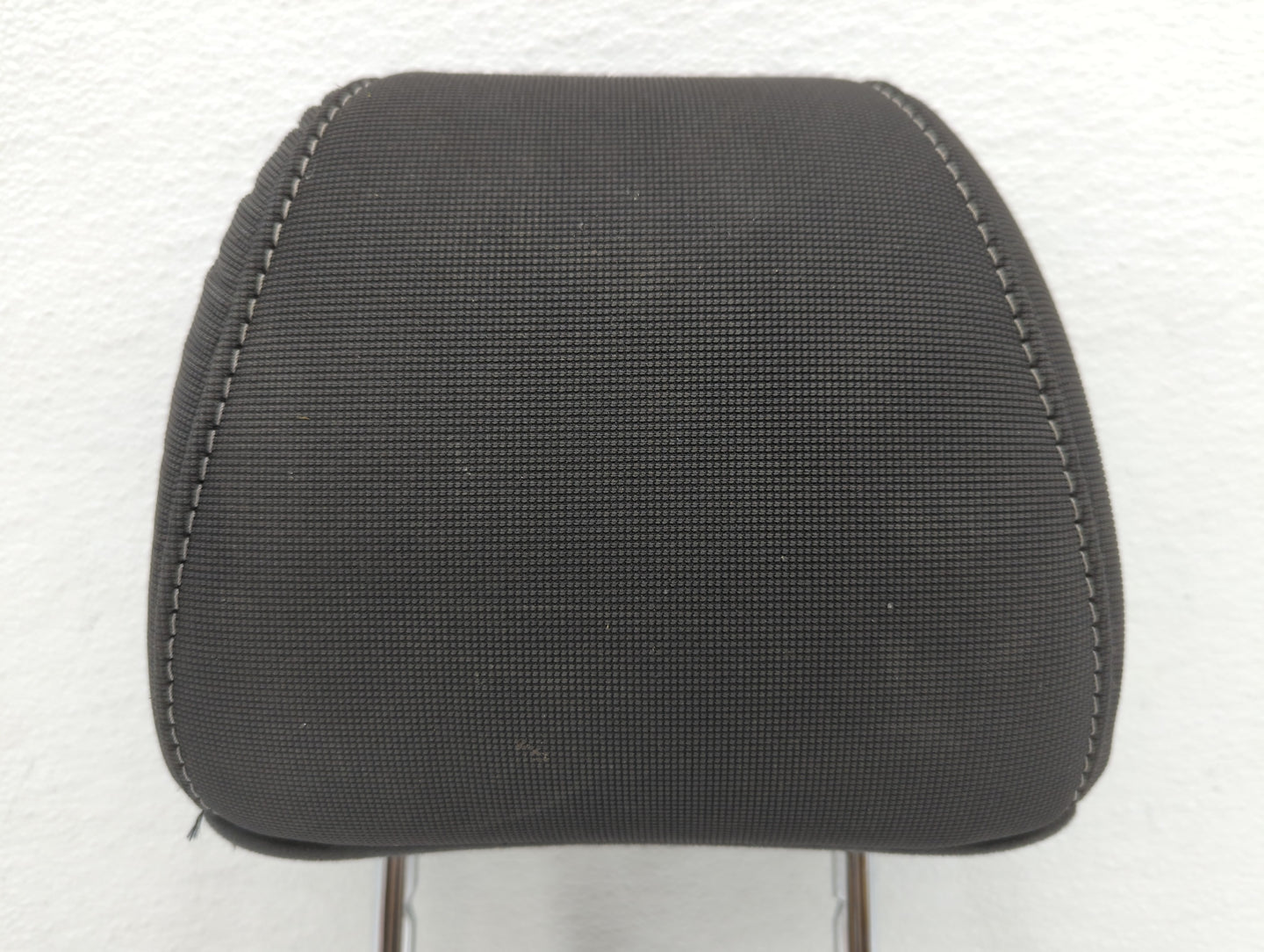 2013-2014 Ford Focus Headrest Head Rest Front Driver Passenger Seat Black - Oemusedautoparts1.com