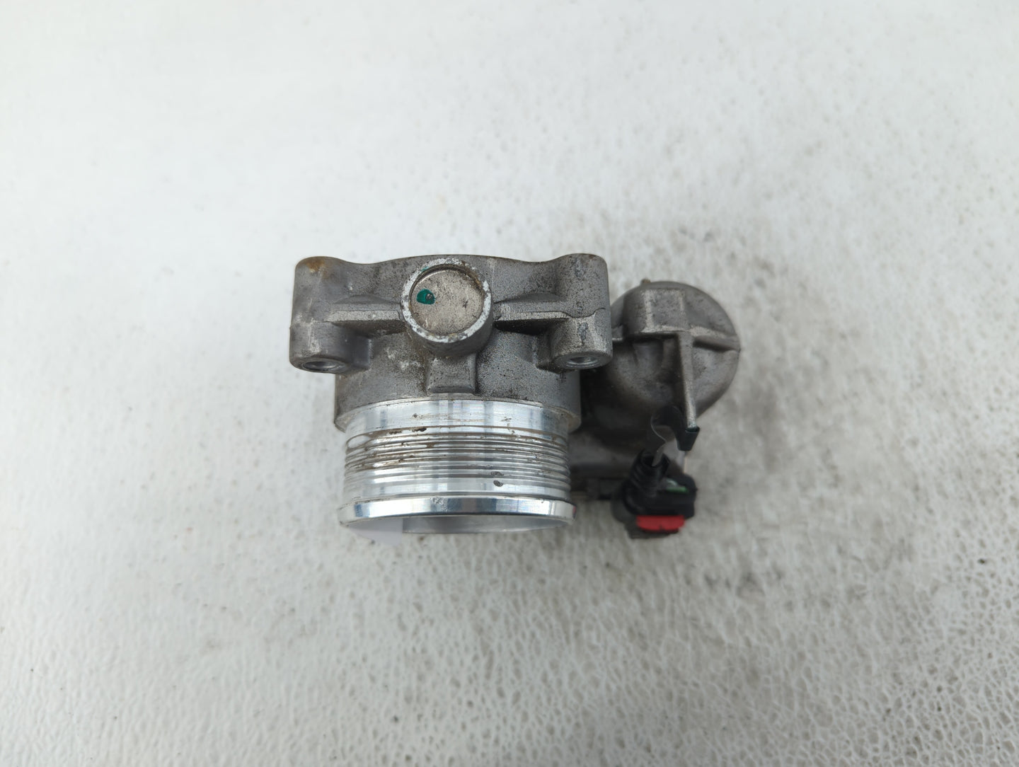 2014-2018 Ford Focus Throttle Body P/N:DS7E-9F991-BB Fits Fits 2014 2015 2016 2017 2018 2019 2020 2021 2022 OEM Used Auto Pa