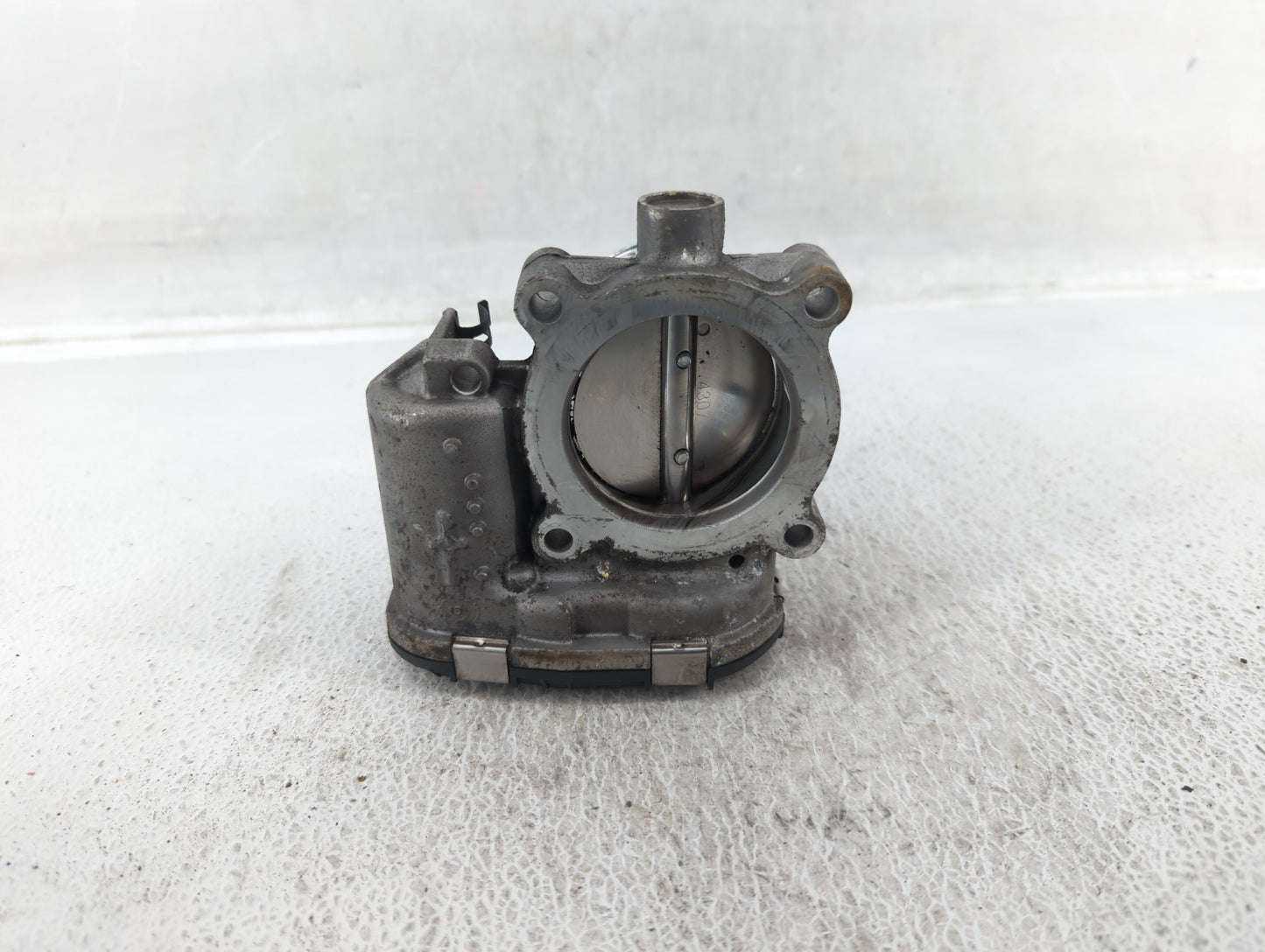 2014-2018 Ford Focus Throttle Body P/N:DS7E-9F991-BB Fits Fits 2014 2015 2016 2017 2018 2019 2020 2021 2022 OEM Used Auto Pa