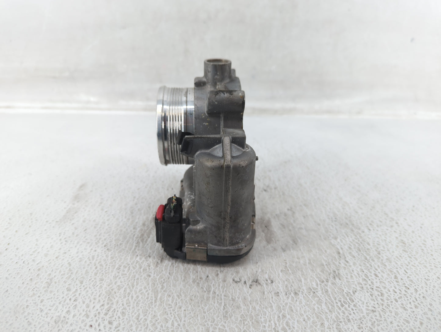 2014-2018 Ford Focus Throttle Body P/N:DS7E-9F991-BB Fits Fits 2014 2015 2016 2017 2018 2019 2020 2021 2022 OEM Used Auto Pa