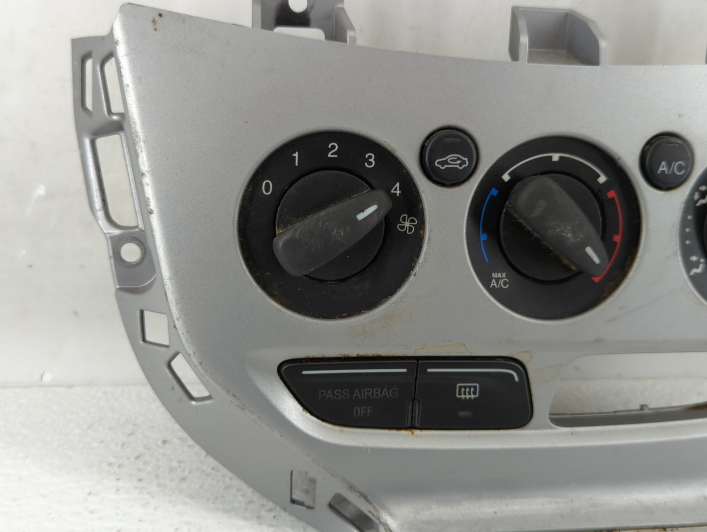 2013-2014 Ford Focus Climate Control Module Temperature AC/Heater Replacement P/N:E1062773 Fits Fits 2013 2014 OEM Used Auto