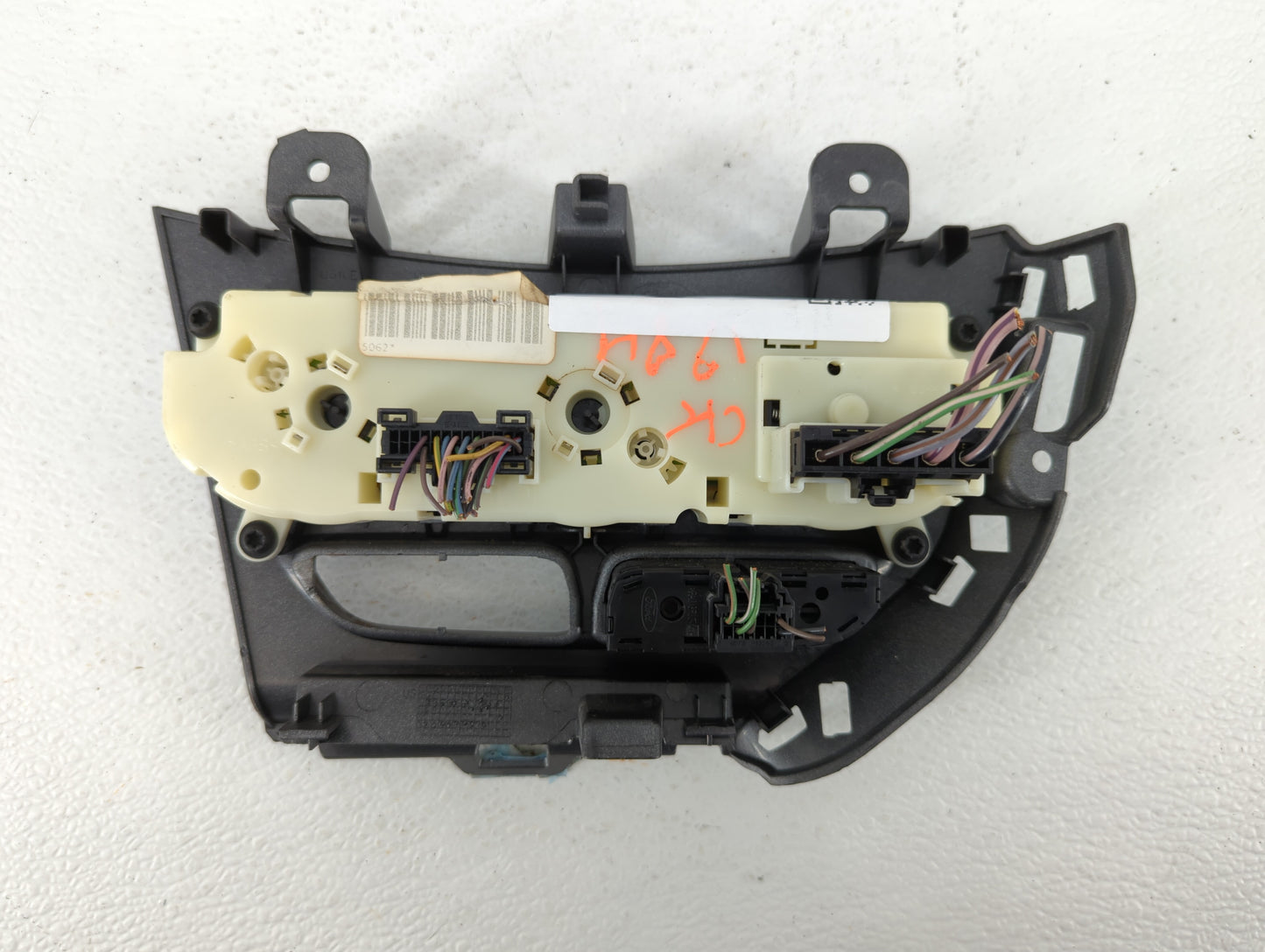 2013-2014 Ford Focus Climate Control Module Temperature AC/Heater Replacement P/N:E1062773 Fits Fits 2013 2014 OEM Used Auto
