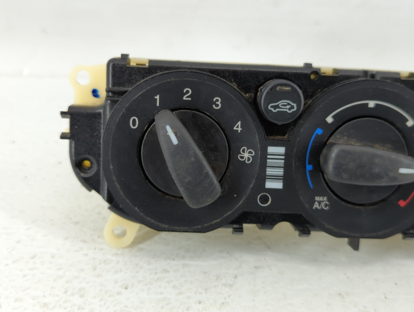 2013-2014 Ford Focus Climate Control Module Temperature AC/Heater Replacement P/N:E1062773 Fits Fits 2013 2014 OEM Used Auto