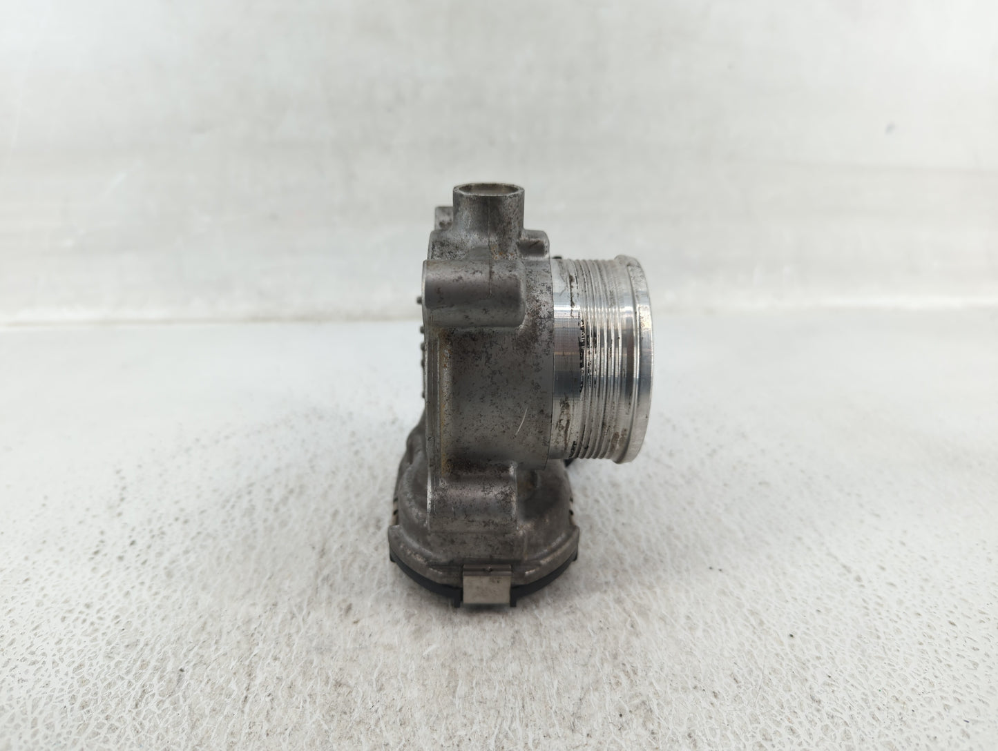 2014-2018 Ford Focus Throttle Body P/N:DS7E-9F991-BB Fits Fits 2014 2015 2016 2017 2018 2019 2020 2021 2022 OEM Used Auto Pa