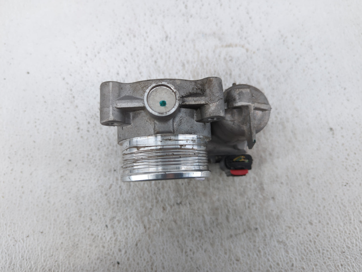 2014-2018 Ford Focus Throttle Body P/N:DS7E-9F991-BB Fits Fits 2014 2015 2016 2017 2018 2019 2020 2021 2022 OEM Used Auto Pa