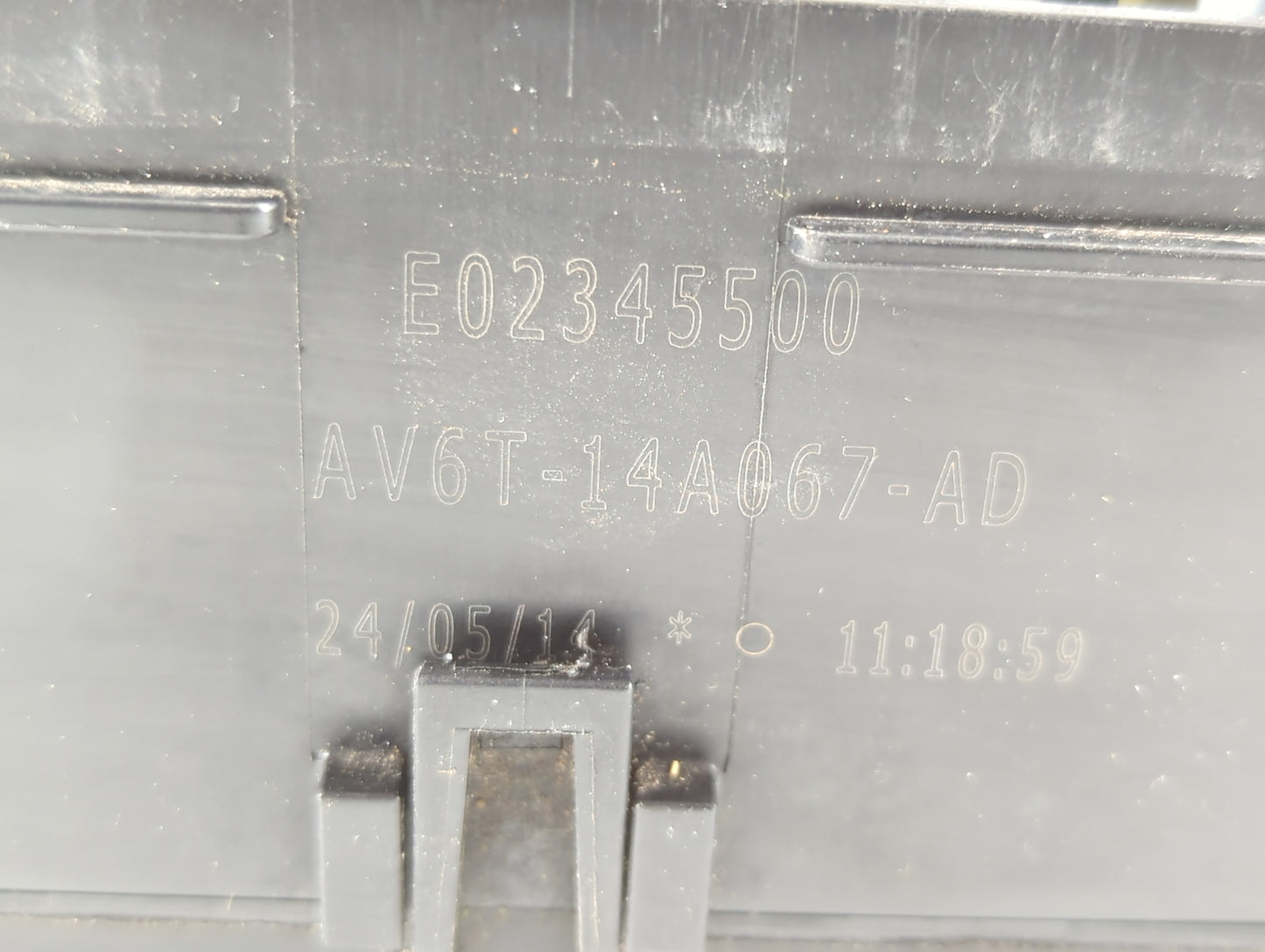 2012-2014 Ford Focus Fusebox Fuse Box Panel Relay Module P/N:AV6T-14A067-AD Fits Fits 2012 2013 2014 OEM Used Auto Parts - O