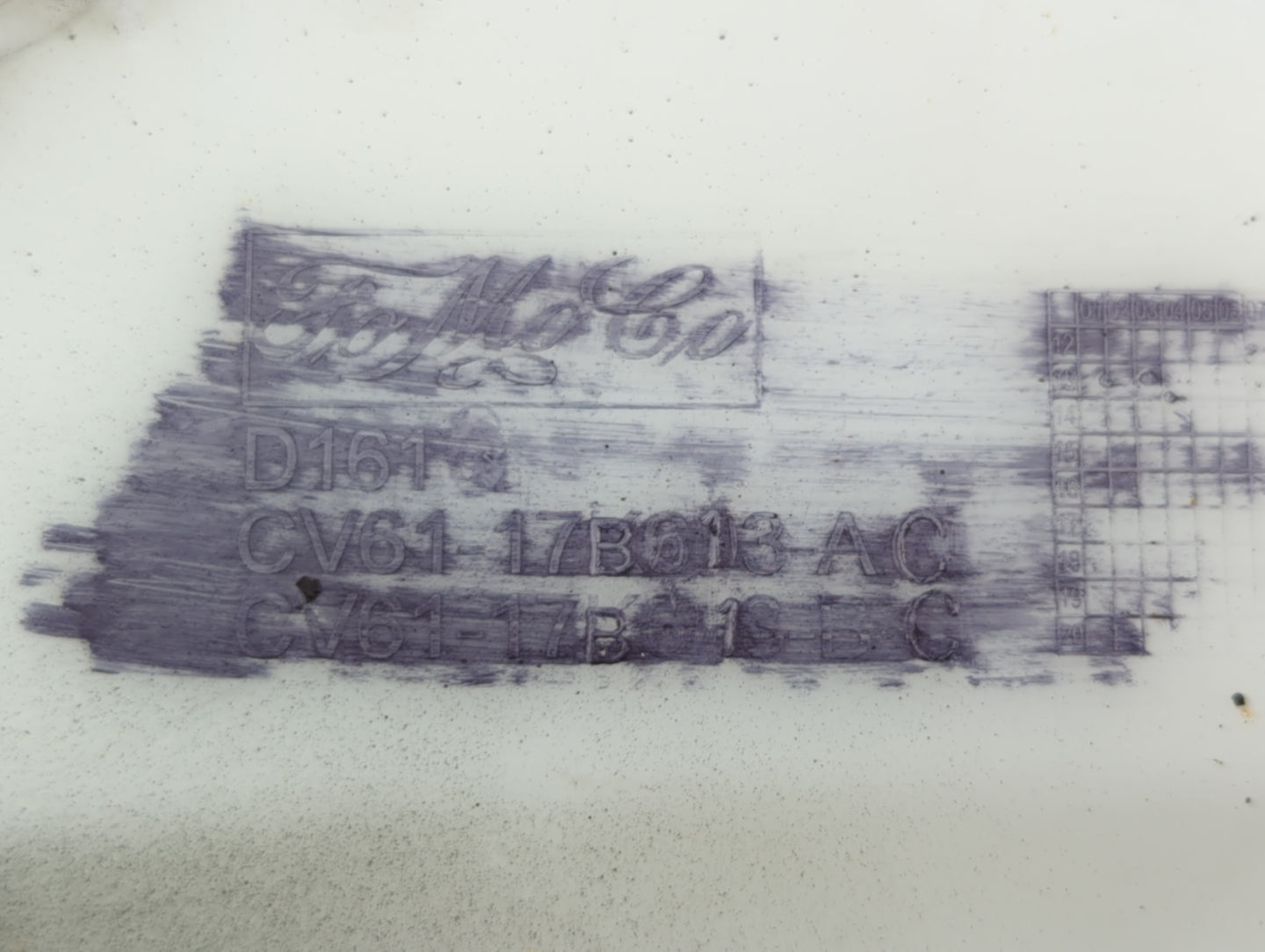 2012-2018 Ford Focus Windshield Washer Fluid Reservoir Bottle Oem - Oemusedautoparts1.com