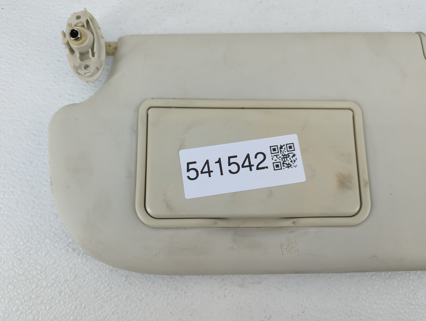 2013-2018 Ford Focus Sun Visor Shade Replacement Driver Left Mirror Fits Fits 2013 2014 2015 2016 2017 2018 OEM Used Auto Pa