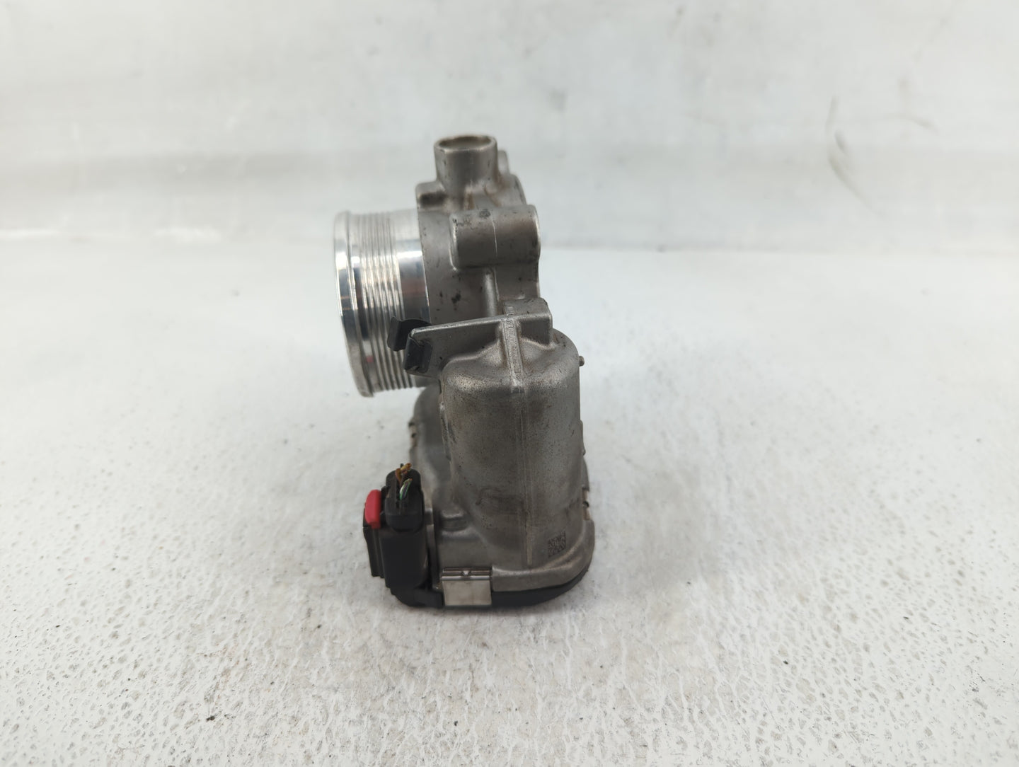 2014-2018 Ford Focus Throttle Body P/N:DS7E-9F991-BB Fits Fits 2014 2015 2016 2017 2018 2019 2020 2021 2022 OEM Used Auto Pa