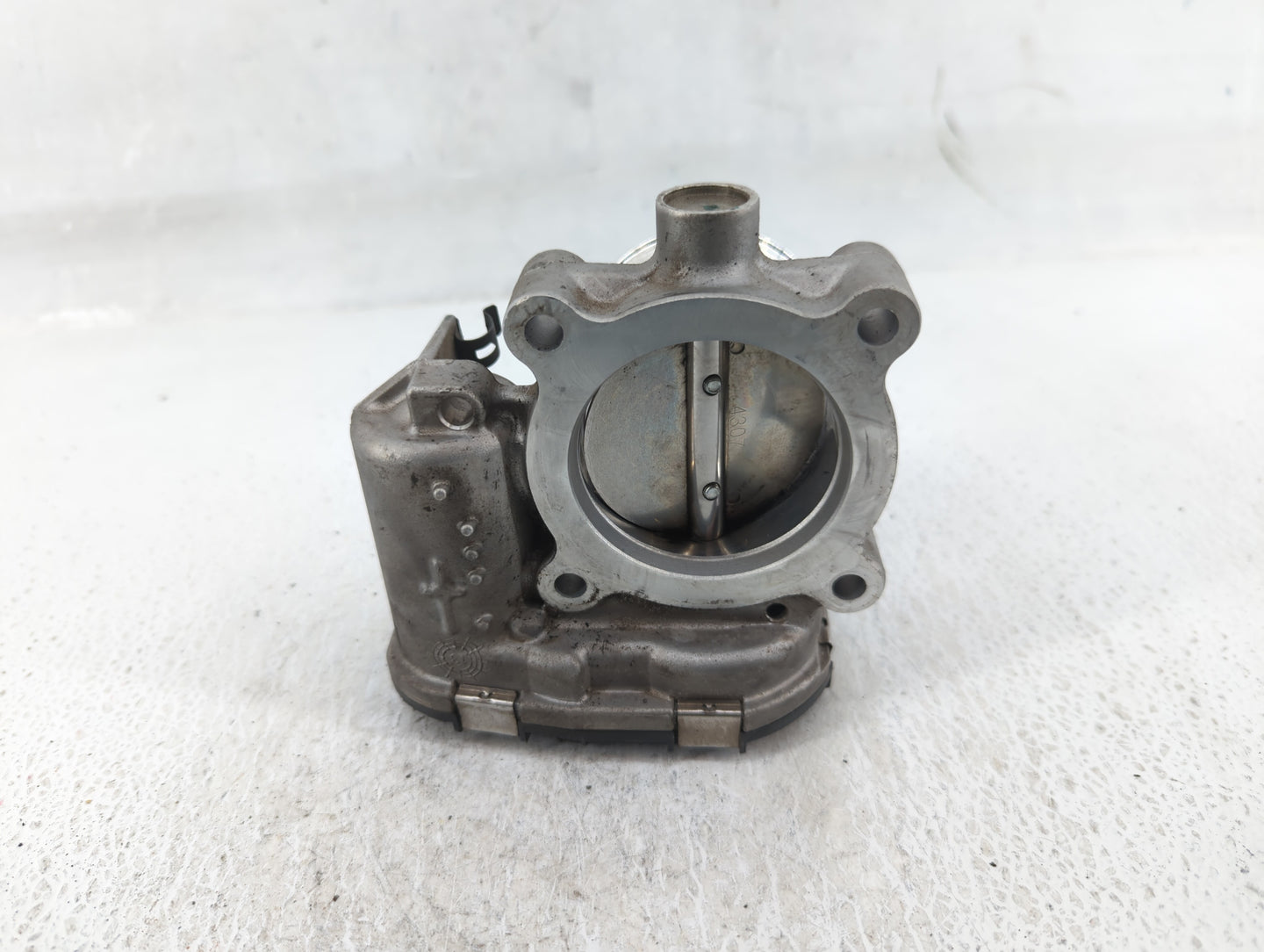 2014-2018 Ford Focus Throttle Body P/N:DS7E-9F991-BB Fits Fits 2014 2015 2016 2017 2018 2019 2020 2021 2022 OEM Used Auto Pa