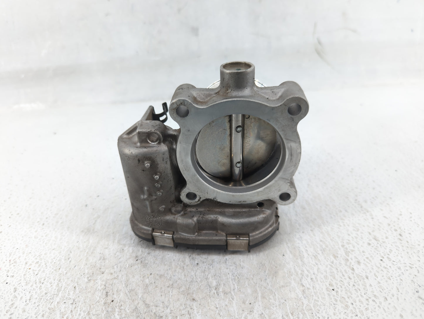 2014-2018 Ford Focus Throttle Body P/N:DS7E-9F991-BB Fits Fits 2014 2015 2016 2017 2018 2019 2020 2021 2022 OEM Used Auto Pa